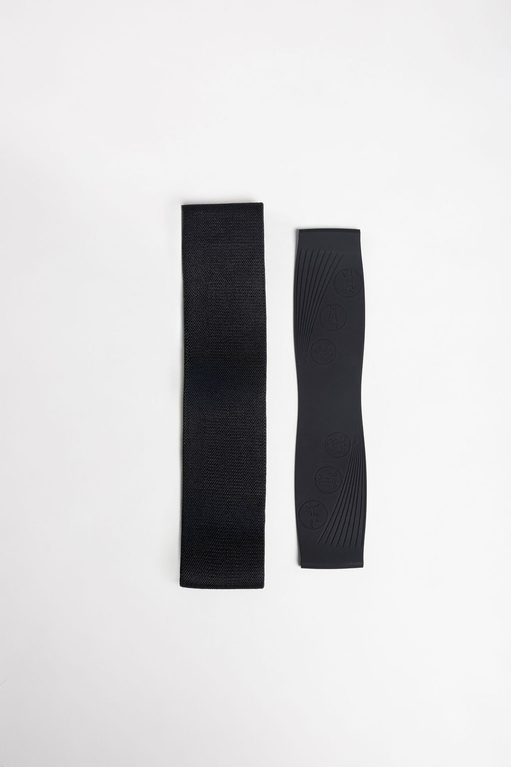 Pilates 101 fabric and silicone resistance bands in Black